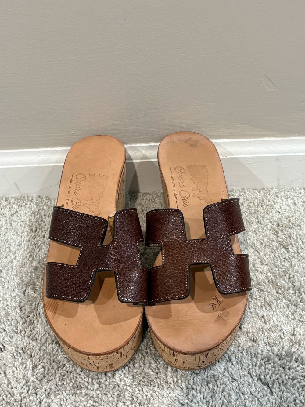 La Capri Chic Brown Italian Leather Platform Sandals Women’s Size 39/8.5